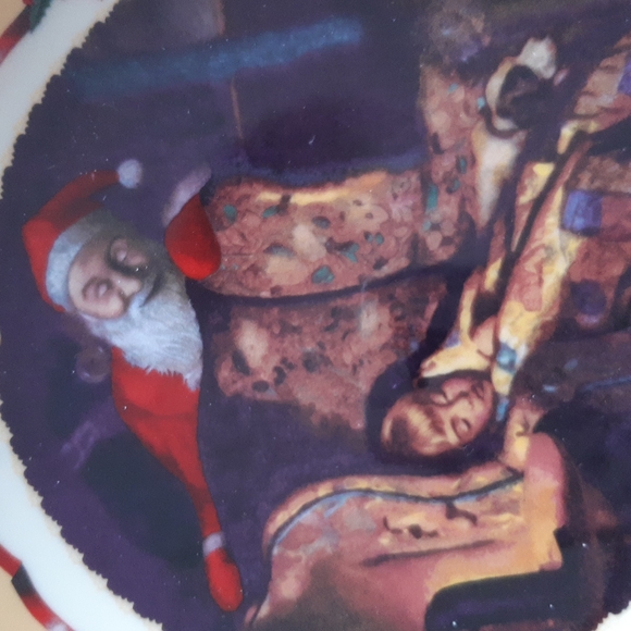 Lenox Christmas Dream Collectible Plate - Picture 2 of 4